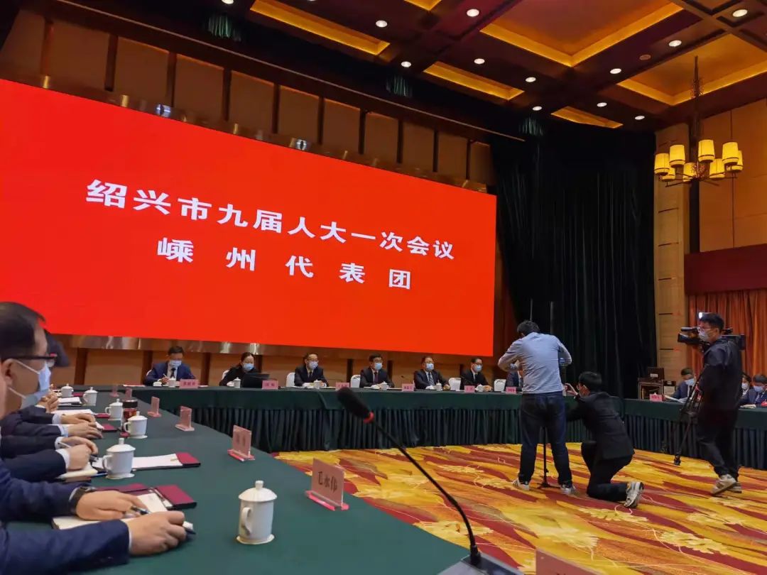 打響“智造強(qiáng)市”品牌│帥豐商若云董事長(zhǎng)在會(huì)議上強(qiáng)調(diào)企業(yè)發(fā)展重任 打響“智造強(qiáng)市”品牌│帥豐商若云董事長(zhǎng)在會(huì)議上強(qiáng)調(diào)企業(yè)發(fā)展重任