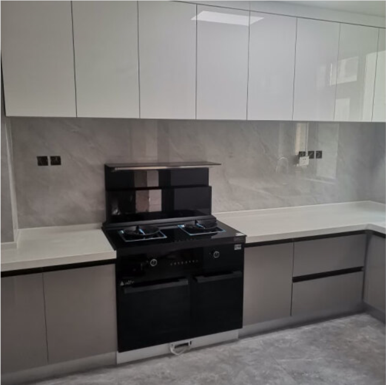 集成灶好還是傳統(tǒng)油煙機(jī)好？對(duì)比這五點(diǎn)你就知道了