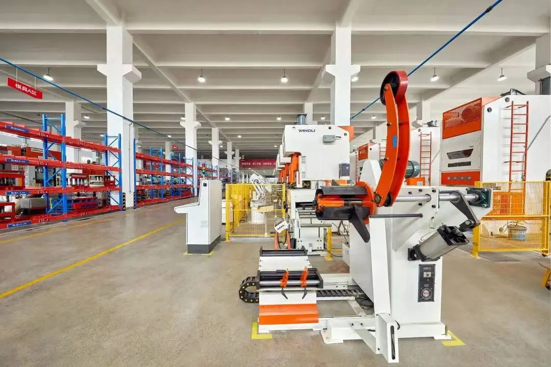 帥豐電器獲評多項(xiàng)國家標(biāo)準(zhǔn)編寫證書，帥豐標(biāo)準(zhǔn)定義行業(yè)標(biāo)準(zhǔn)！