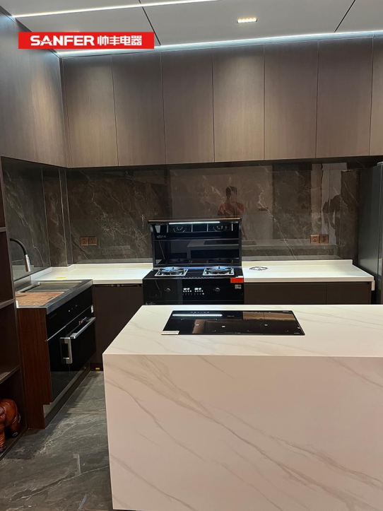 開放式廚房裝修難？集成灶這次可幫了大忙！