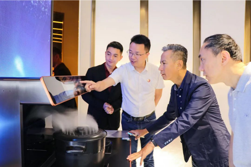 帥豐電器成功入選“首批集成智能廚房產業(yè)試點企業(yè)”   