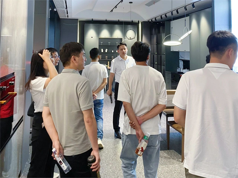 聚焦服務(wù) 高效賦能｜帥豐全屋?整櫥定制服務(wù)共創(chuàng)會(huì)—上海場(chǎng)      