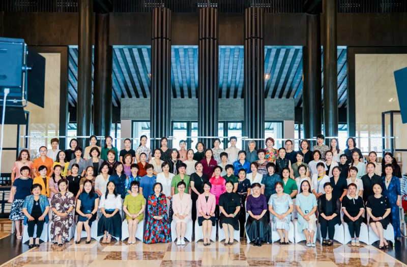 帥豐電器董事長(zhǎng)商若云女士，巾幗風(fēng)采綻芳華，致敬“她力量”！   