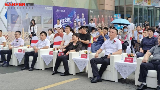 帥豐集成灶鄭州九店齊開，燃爆終端勢不可擋！