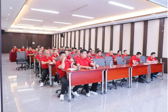 敢為爭(zhēng)先 榜樣前行 |帥豐電器召開現(xiàn)場(chǎng)管理月度總結(jié)與表彰會(huì)