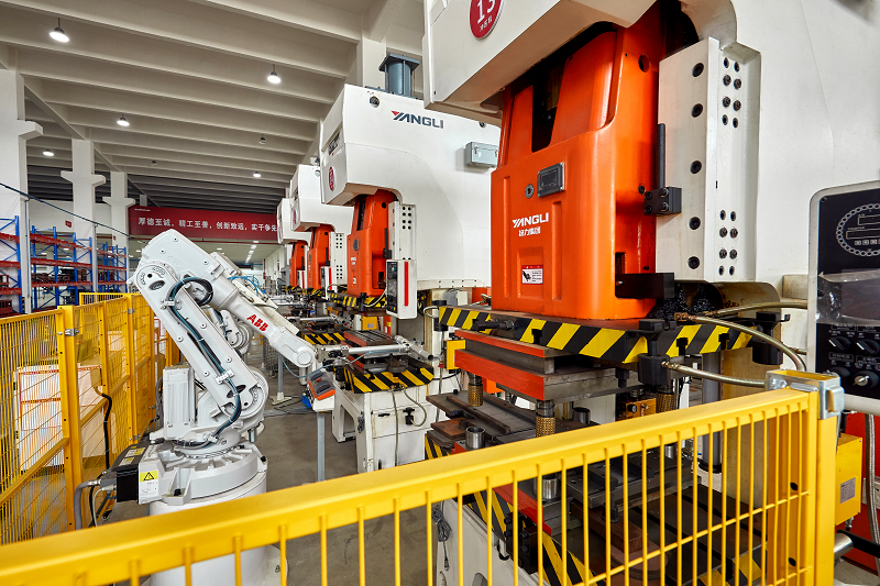 帥豐電器被評為紹興市級智能工廠，樹立行業(yè)智造標(biāo)桿