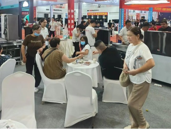 多維出擊 贏戰(zhàn)市場｜帥豐電器攜新品時空S7亮相家博會，火爆出圈！