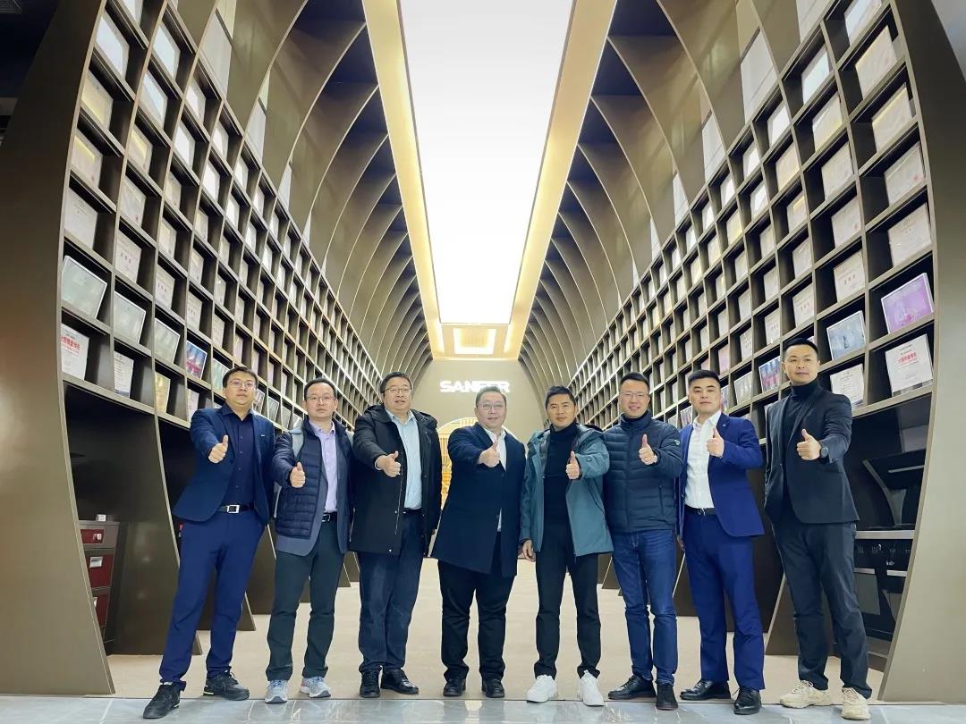 深化合作，共謀發(fā)展｜居然之家新零售集團(tuán)副總裁王鵬一行蒞臨考察帥豐電器