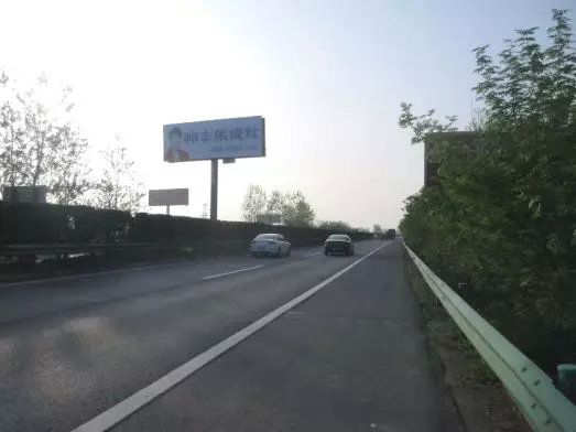 湖北新畫面全面上刊，近300塊廣告牌陸續(xù)閃耀全國！