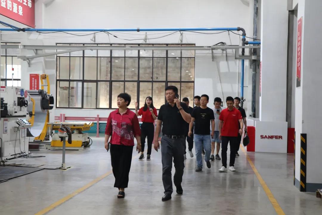 聚力賦能 領(lǐng)跑共贏 | 考察團(tuán)走訪帥豐電器，抒寫嵊州廚電新篇章！