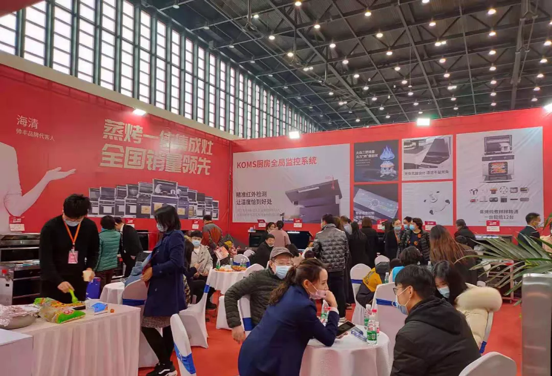 帥豐集成灶鄭州華夏家博會簽單107臺，蒸烤一體集成灶驚艷全場！