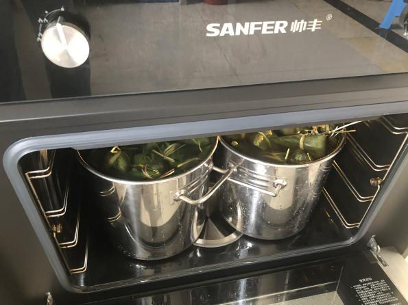 端午節(jié)快到了！今天帥豐電器就來挑戰(zhàn)一下，煮100個(gè)粽子需要多久？