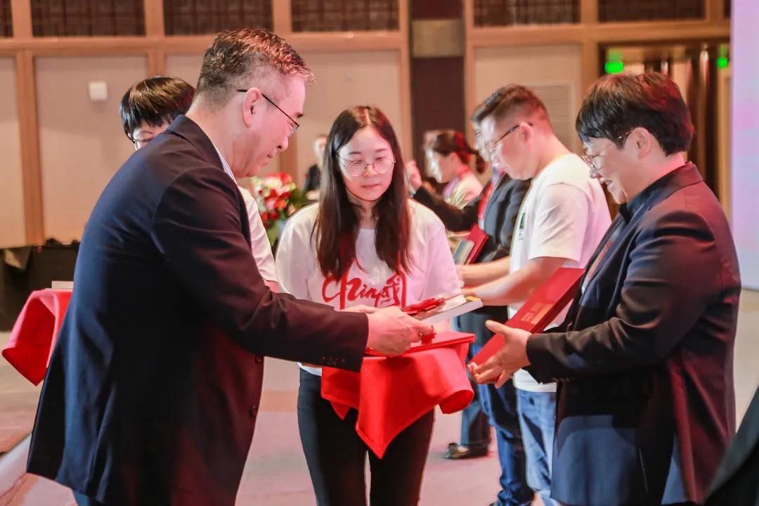 榮耀摘“星”│帥豐榮獲多項(xiàng)大獎，實(shí)至名歸