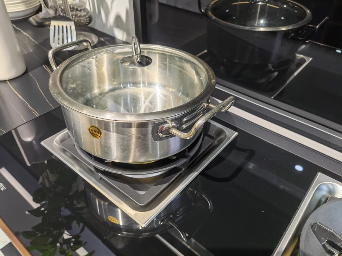 蒸烤集成灶哪個牌子好？求推薦