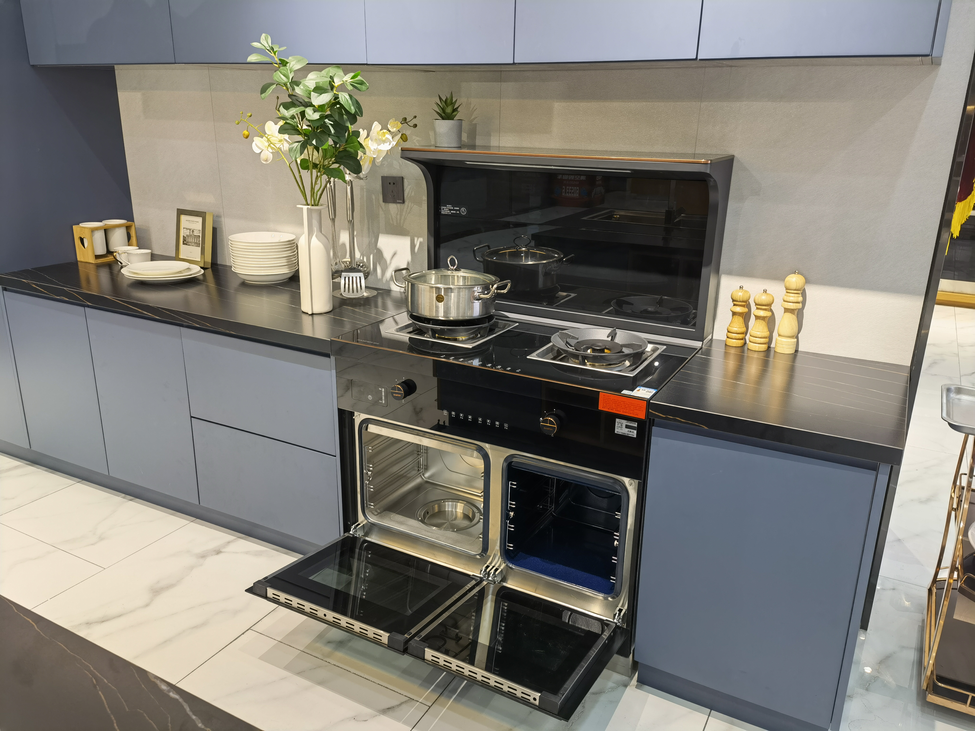 “足不出戶”的情人節(jié)大餐 ， 帥豐集成灶增添濃濃愛意