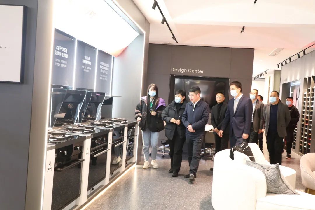 今日快訊|江西省德興市市委書記楊秀福一行考察調(diào)研帥豐電器 今日快訊|江西省德興市市委書記楊秀福一行考察調(diào)研帥豐電器